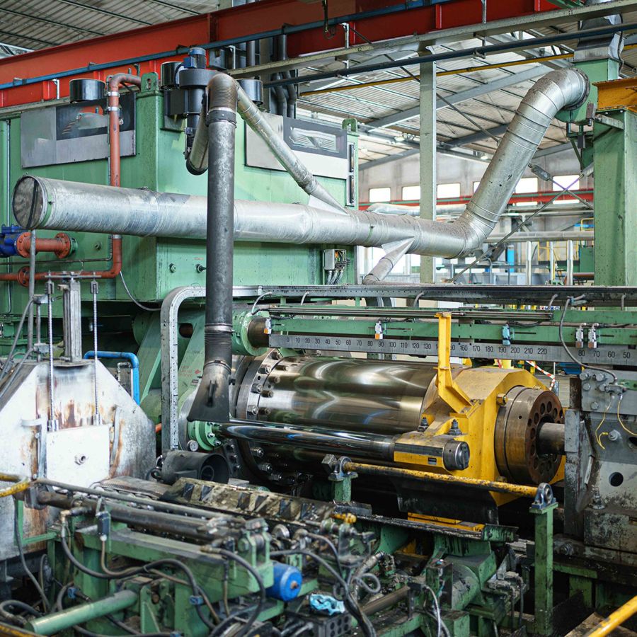 DIRECT EXTRUSION PRESS 2300 Tons